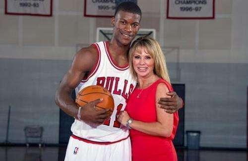 这中卫是真正的后防领袖